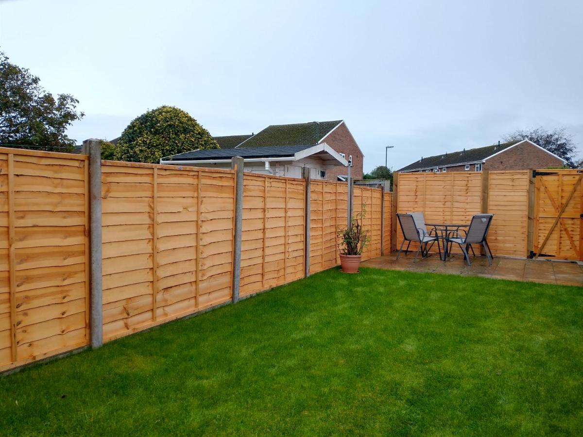 Villa Chipad Duo - Comfy House With Parking And Garden Chichester Exterior foto