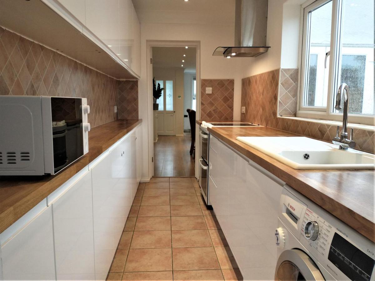 Villa Chipad Duo - Comfy House With Parking And Garden Chichester Exterior foto