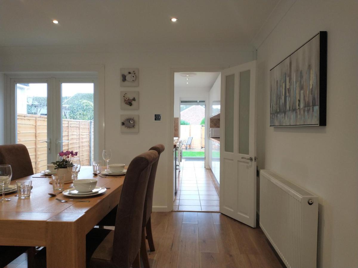 Villa Chipad Duo - Comfy House With Parking And Garden Chichester Exterior foto